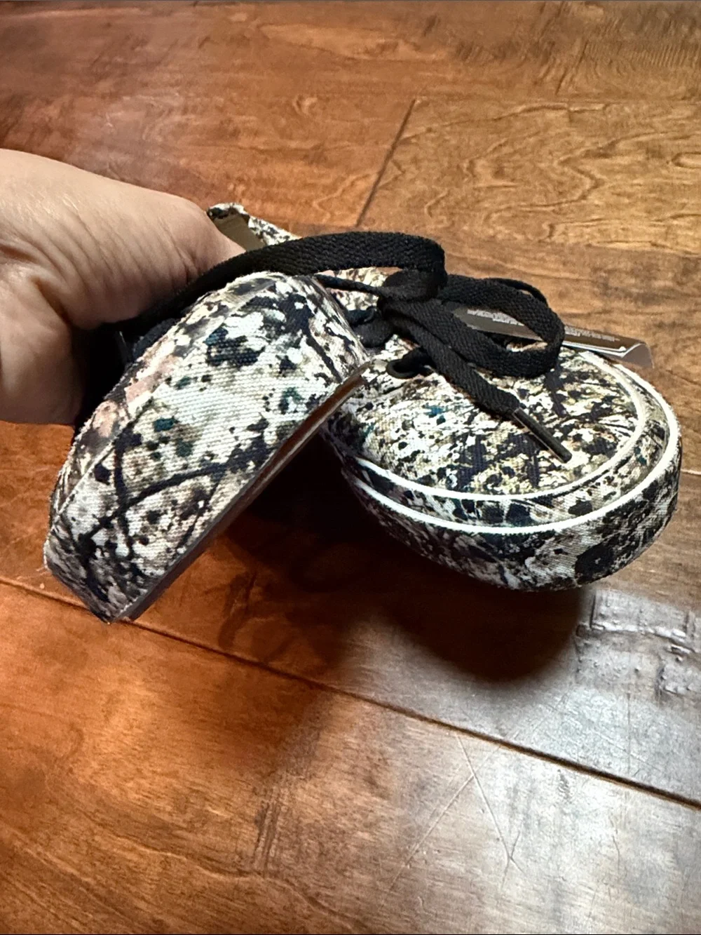 MoMA x Vans Authentic 'Jackson Pollock's Low Top Sneaker, size 5